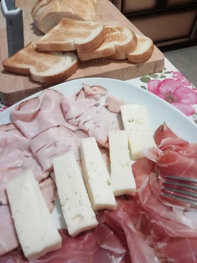 B&B La Casa Di Loretta Paderno 외부 사진